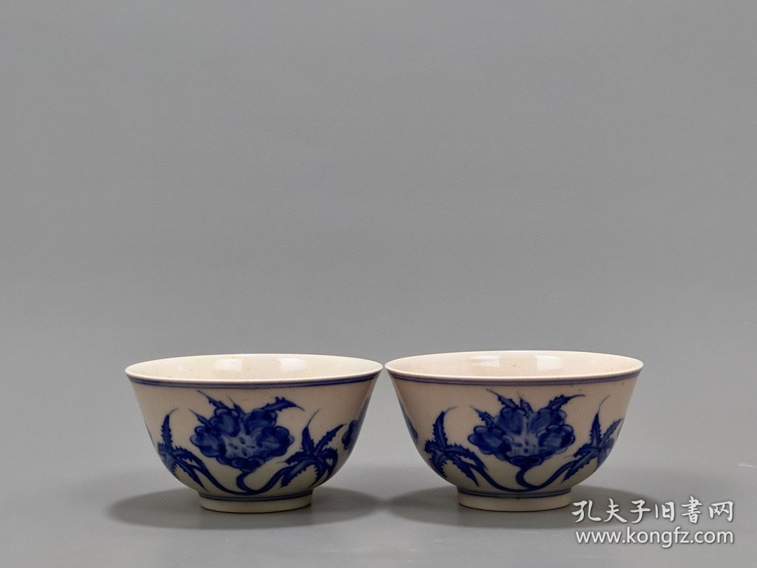 明成化红胎青花花卉纹杯5/9.5厘米