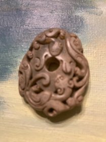 战汉螭龙鸡心玉佩