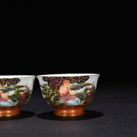 清乾隆珐琅彩西洋人物纹杯2 5×8厘米