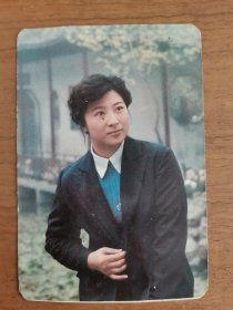 1982年电影明星王馥荔年历卡年历片