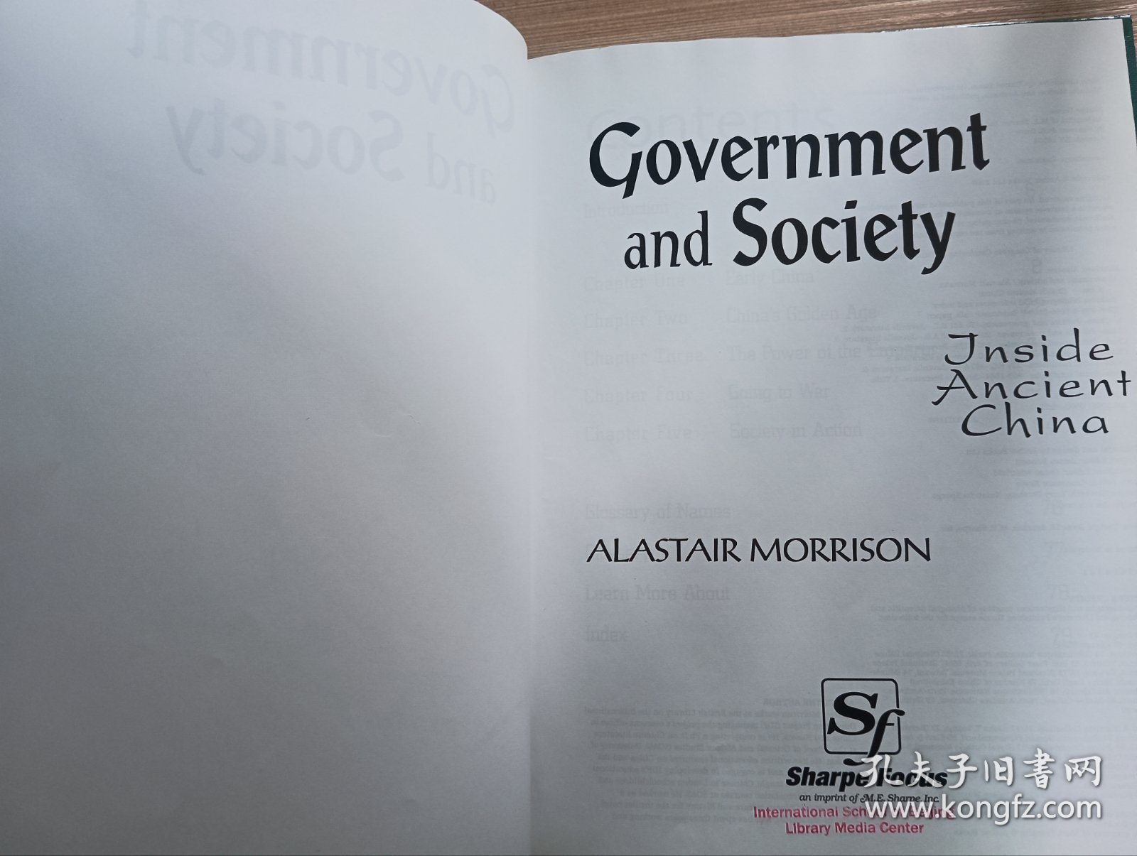 英文书 Government and Society (Inside Ancient China) 1st Edition by Alastair Morrison (Author)