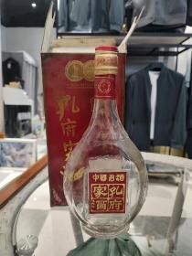 早期孔府家酒酒瓶