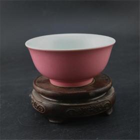 1962上海博物馆粉红釉茶碗