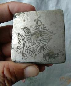 清代花卉铜墨盒