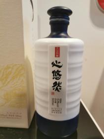 心悠然酒瓶一套