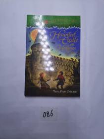 Haunted Castle on Hallows Eve (Magic Tree House #30)神奇树屋30