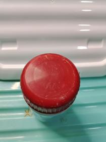 老瓷水杯一个：宣化二瓷