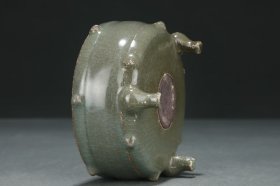 B121---宋官窑三足洗