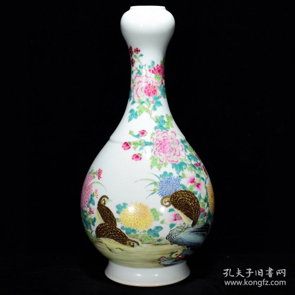 清雍正粉彩安居乐业纹蒜头瓶尺寸35*18.5厘米