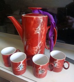 唐山二瓷，茶壶一个，茶杯4个