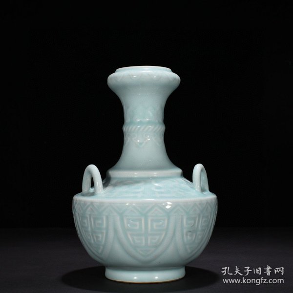 清乾隆粉青釉三系瓶三系尊 32*22厘米