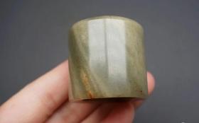 明清风格和田玉扳指一枚