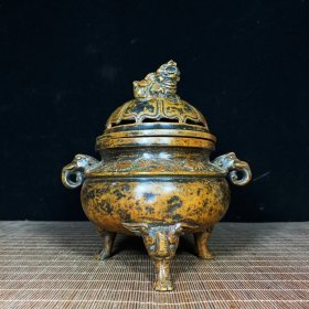 老铜胎缠枝莲纹象耳象足金钱貔貅盖炉，高19厘米，长17.5厘米，重1170克