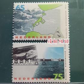外国邮票荷兰邮票1986年 莱茵河三角洲挡潮闸坝建成 地图 新 2全