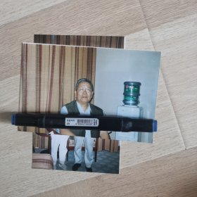 驻希腊原大使 杨广胜先生照片两张。