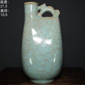 宋代汝窑冰片经典提壶 高度：21.3cm 直径：10.5cm