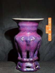 旧藏，钧窑瓷器摆件 三羊尊，蚯蚓纹明显，口正，器身有明显细微开片 包浆醇厚，自然完美收藏佳品！ 纯手工胎，器型周正规距，是一件难得的藏品，收藏佳品