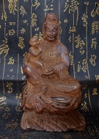 Z沉香观音，重约149g，尺寸成色如图所示