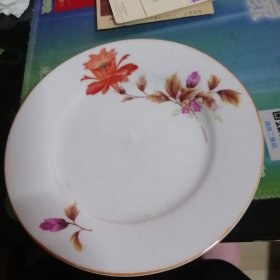 景德镇制老花瓷盘一块。