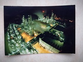 1997年吉化公司夜景照片一张