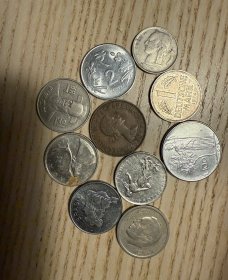 好品大个头外国硬币10枚10个国家合售（鄙视卖假币的）