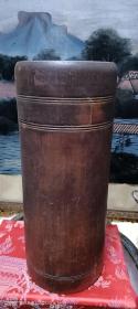 百年老竹茶筒，纯手工打磨雕琢椴造，色泽温润包浆醇厚