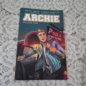 MARE WAID FIONA STAPLES ANNIE WU VERONICA FISH ARCHIE：VOLUME ONE【1135】彩印漫画