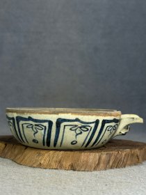 元代青花纯手绘一束莲纹经典水滴