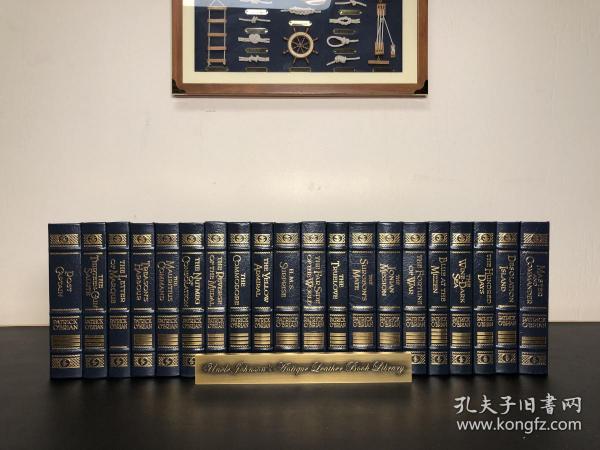 怒海争锋 《舰长与司令官》Easton珍藏系列20部全套，Patrick O'Brian's MASTER AND COMMANDER 派翠克奥布莱恩于70年代开始创作怒海争锋，后来成为包含20本小说的系列作品。故事背景是19世纪初的风帆时代，英军“惊奇”号战舰的舰长，奉命击沉或掠夺法国战舰“地狱”号。其幽默的文笔和精确的海军术语是这个系列的特色。从未翻阅过，几近全新，孔网唯一。