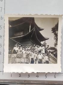 1960年代昆明工学院学生或昆工附中学生合影照片(邹位相册，邹位约1961年毕业于昆工附中，之后就读于昆明工学院)