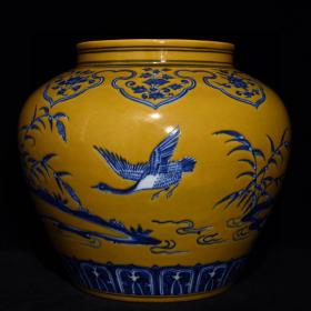 《精品放漏》黄地青花罐——明代瓷器收藏