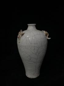 哥窑开片盘龙梅瓶，高25厘米，宽14.5厘米，全品