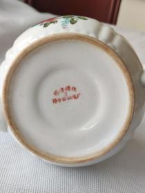 包邮，好品，
70年代，福建德化  手执茶壶