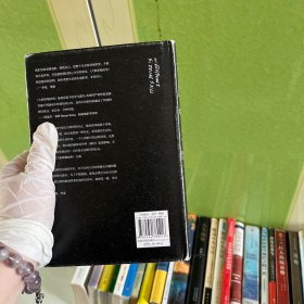 胡迁作品：大象席地而坐