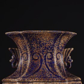 旧藏宋代柴窑宝石蓝釉镂空六方瓶高23cm.宽14cm