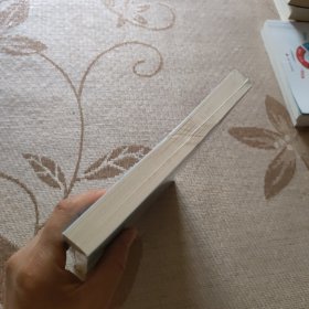 《活出最乐观的自己》积极心理学之父塞利格曼幸福经典系列之一（全新未拆封书角有磕碰）