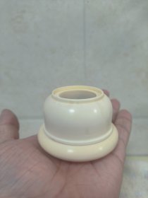 猛犸象牙，葫芦口盖，102克，高42MM(适合落翻后，葫芦口57MM左右)