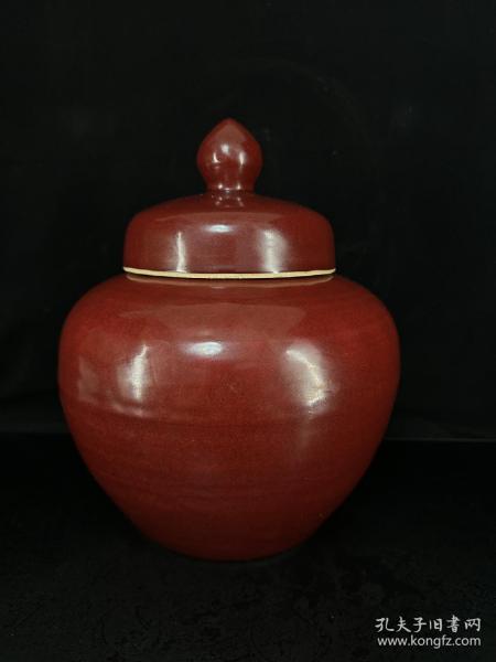 祭红釉单色釉纹盖罐