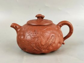 精品.徐汉棠.紫砂壶一套。 纯手工制造，全品无磕碰，出水流畅，正常使用，茶室首选摆放大气典雅……
