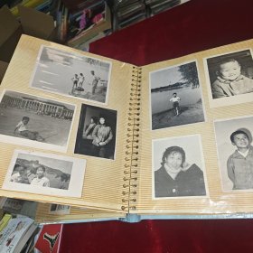 7、80年代个人生活 风景老照片一册 （天安门 天坛 昆明湖）120张