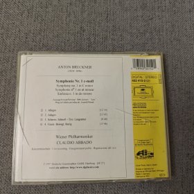 斯特拉文斯基:第一交响曲（CD1碟装）（外壳品相弱，碟片品相可以）