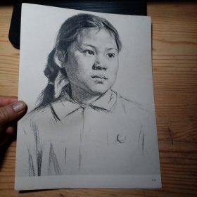 16开人物素描散页画一张
