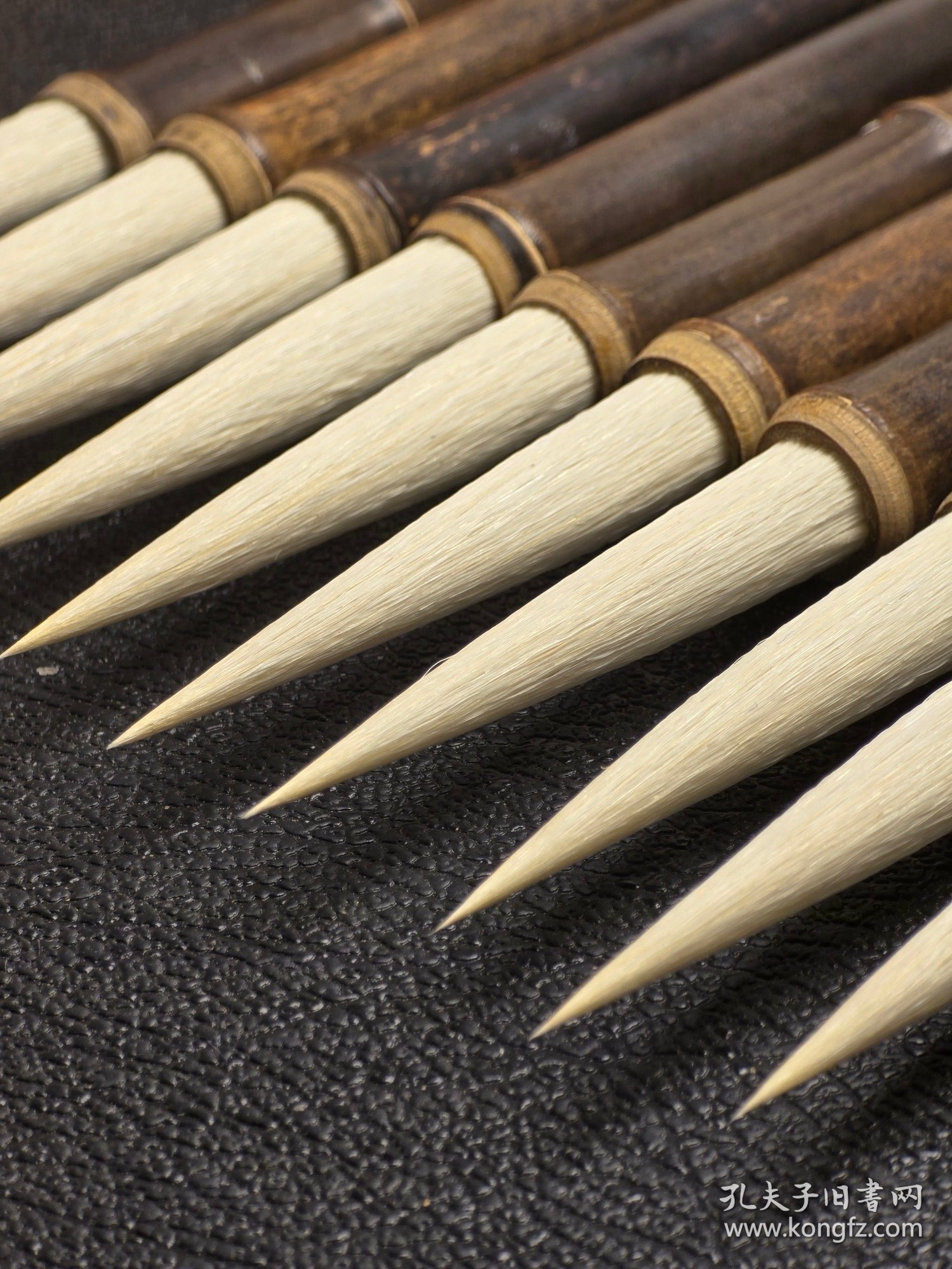 老黄竹羊毫小长锋写篆隶超级好用，口径1.0厘米，出锋6.0厘米，口径1.0