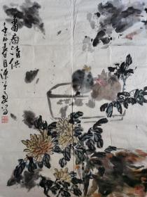 著名书画家陈弟勇《花卉》。陈弟勇，生于福建省福州市，现定居上海。2010年师从书画篆刻大师韩天衡先生，擅长写意花鸟，山水，勤于书法、篆刻。中国篆刻艺术研究院研究生，上海吴昌硕研究会会员，上海市青年书法家协会会员，上海香梅画苑特邀画师。