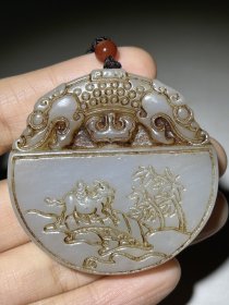 和田玉雕刻江南春色图挂件。