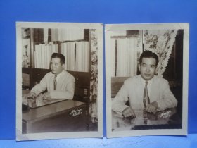 1954年5月2日菲律宾华侨商人手写诗歌赠同学老照片2张