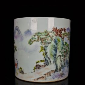 粉彩山水纹笔筒
