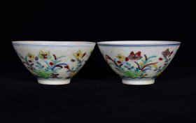 明成化斗彩蝶恋花纹斗笠碗4.5*9厘米