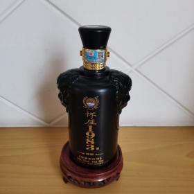 贵州怀庄1983酒瓶