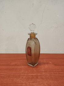 非常精美的民国时期法国香水瓶